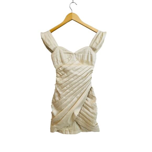 DO+BE Givin Bodycon Bandage Champagne Sweatheart Neck Mini Dress Size Small - Picture 7 of 12